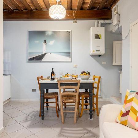 Piazza Dei Cavalieri Confortable Apartment Pisa Exterior photo